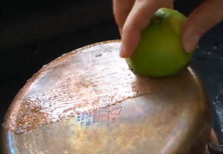 how do you clean copper mugs